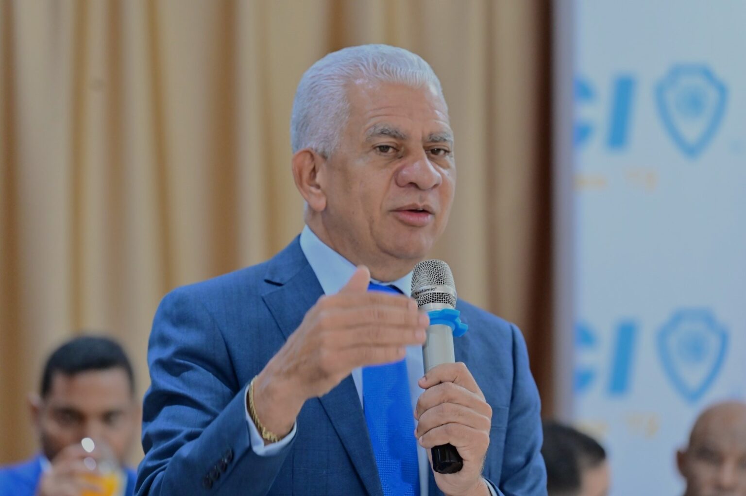RICARDO-DE-LOS-SANTOS-UNIFICA-1536x1021