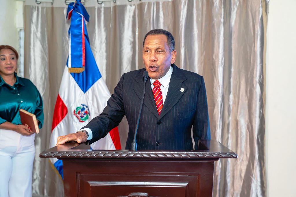 SENADOR ADAMES