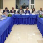CHOLITIN DIRIGE DEBATES